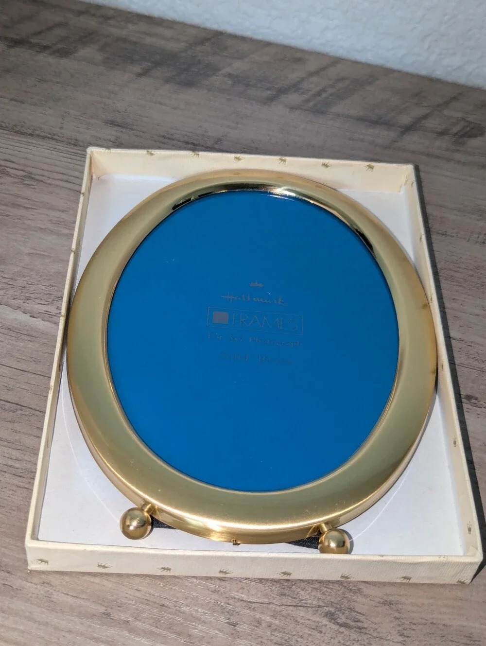 Vintage Hallmark 5x7 Brass Oval Frame With Box